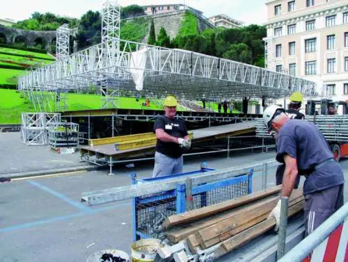 A Savona un Pontefice allinglese Tè  delle cinque fatto dalle suore