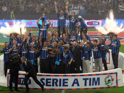 Il coro dei vip della Nord: "Noi più forti di tutti"