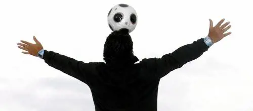 Maradona contro tutti: "Pelè è senza dignità"