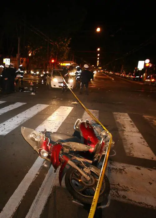 Roma, senza patente 
e drogato: pirata 
uccide due fidanzati