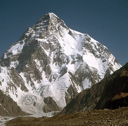 Al Arabiya: "Bin Laden 
è nascosto sul K2"