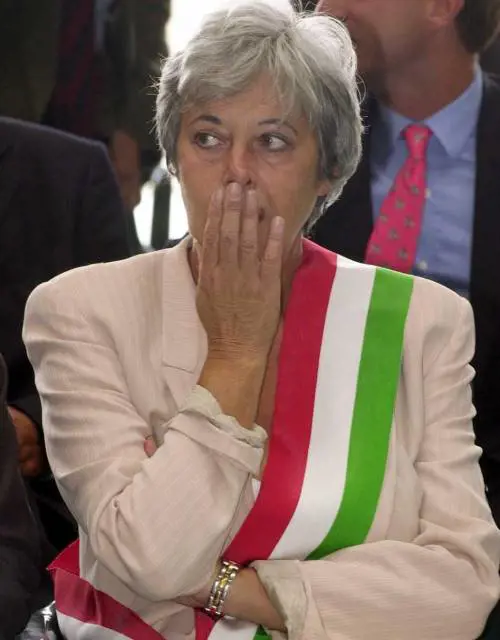 «Risparmiare sul difensore civico? Repetto ha risposto, la Vincenzi no»