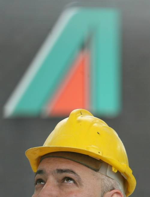 Alitalia, Intesa: "Il punto a fine giugno"