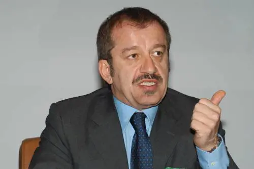 La rivincita di Maroni: "La nostra legge è la strada giusta"