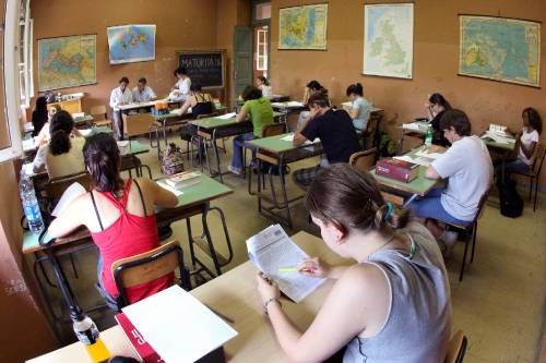 Record di non ammessi alla maturità 
La scuola torna a essere severa