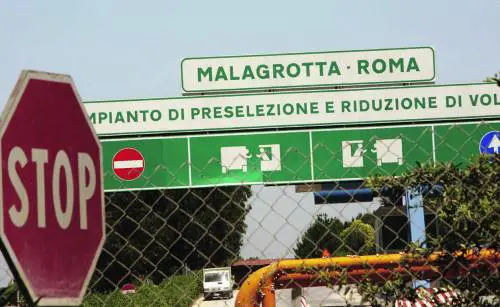 Rifiuti, spaccature e proteste Il piano non piace a nessuno