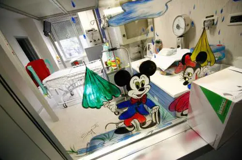 Venduta a 11 anni, madre a 12: fermato il marito