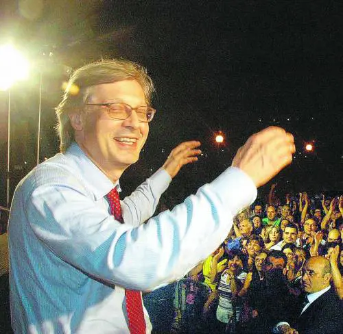 Lintellighenzia milanese emigra (con Sgarbi) in Sicilia