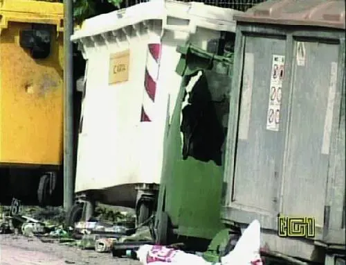 Partiti da Napoli i tir di monnezza: in arrivo 7mila tonnellate di rifiuti