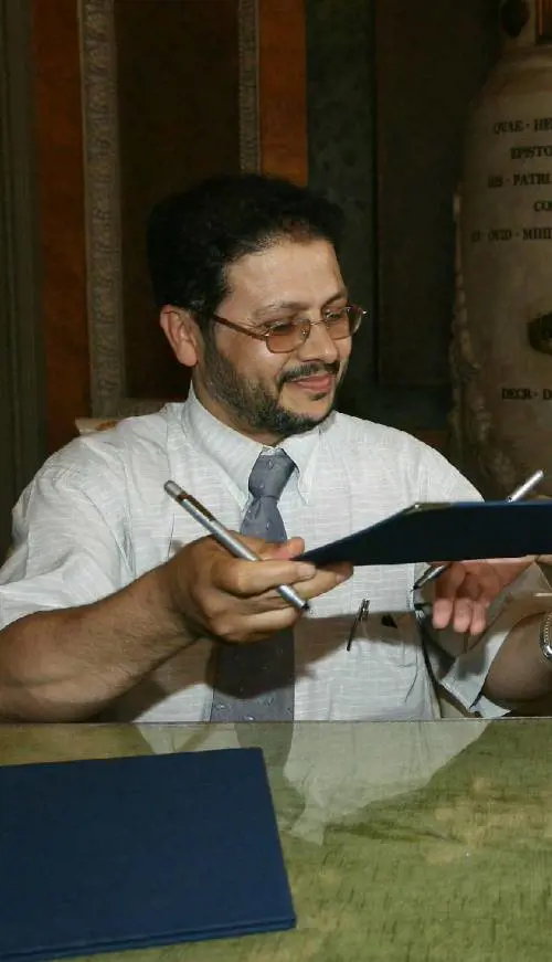 La moschea fa risorgere lopposizione