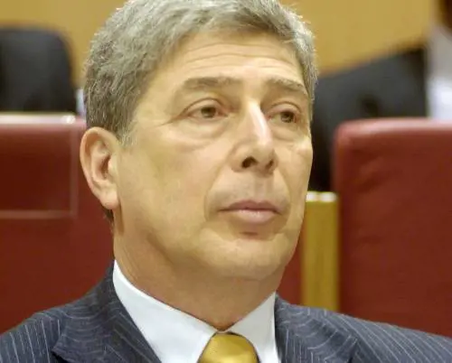 Con gli azzurri fa «festa» anche lArsenale