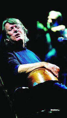 Arenzano, la canzone dautore tra amore sacro e amor profano