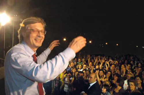 Il Tar dà ragione a Sgarbi: 
"Venerdì torno in giunta"