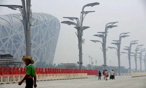 Al via le Olimpiadi più politiche 
Il regime cerca un posto sul podio