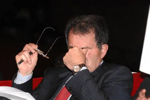 L’amaro compleanno di Prodi: "Dimenticatemi"