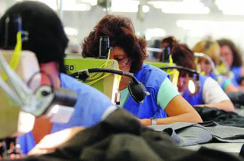 LItalia tira il freno: in rosso la spia del Pil