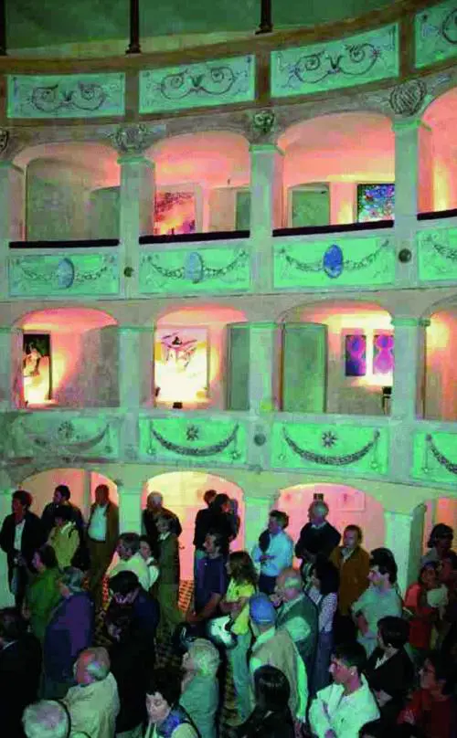 «Lucean come stelle» i teatri liguri costruiti  prima del Novecento