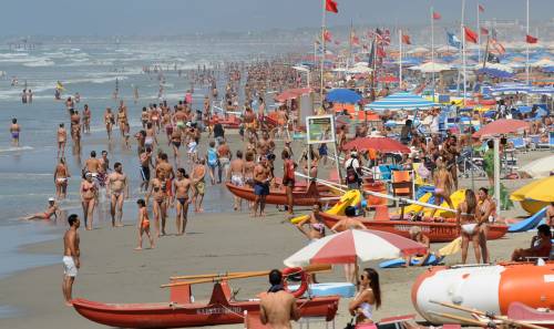 Dalle spiagge all'acqua 
Ecco l'Italia regalata