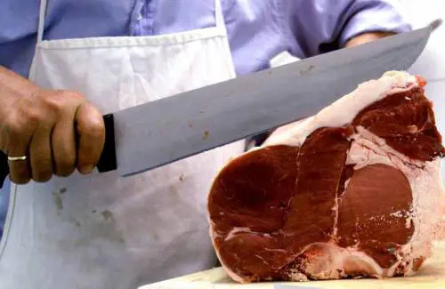 La carne dal macello alla tavola senza passare per il negozio