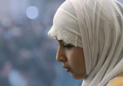 Città multietnica, messa in 12 lingue