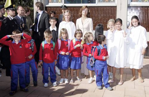Scuola, Berlusconi difende la Gelmini