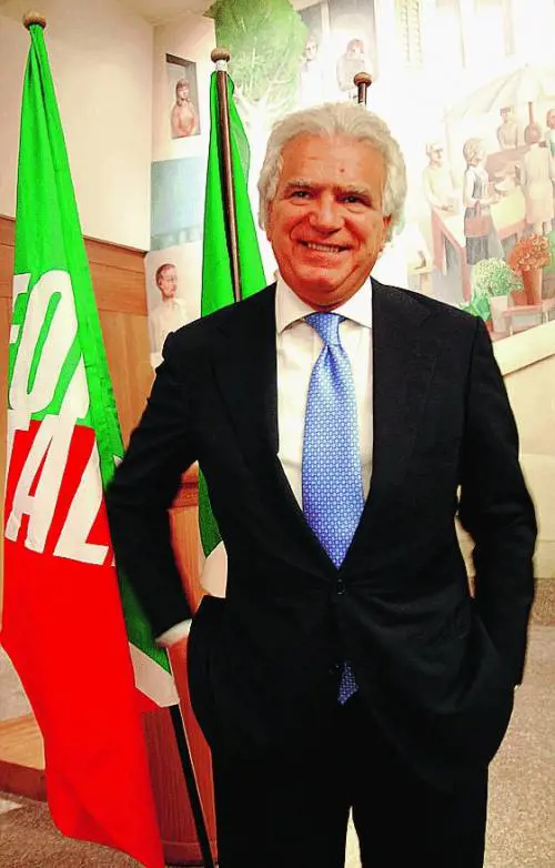 Verdini disegna il futuro del Pdl: «Al governo 10 anni e il Quirinale»