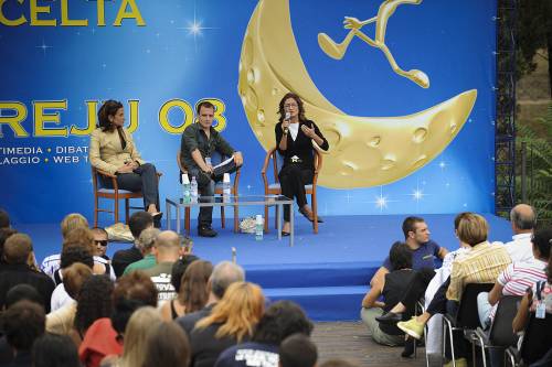 I giovani di An contro Fini: "Ha sbagliato tutto"