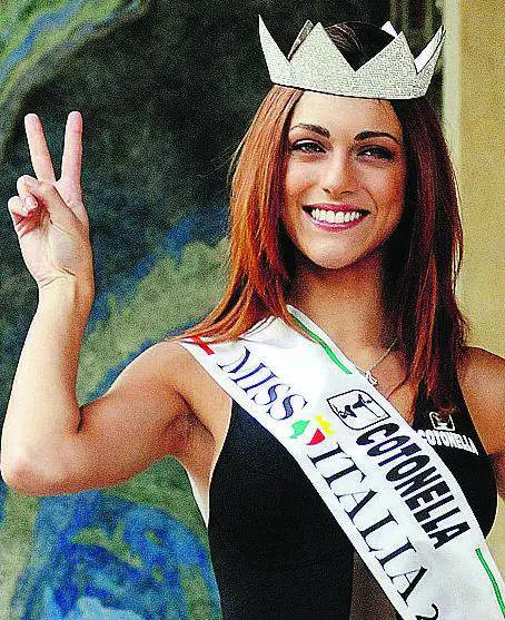 «Lo vorrei per nonno Come me è il simbolo   di unItalia positiva»