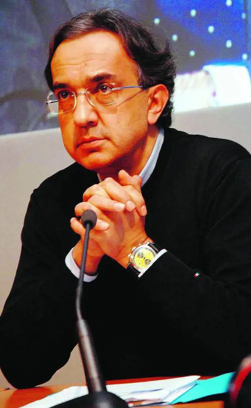 Fiat semplifica la struttura del gruppo Tavolo con Chrysler