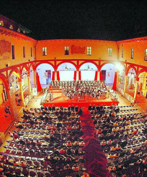 Lodi si tinge di rosa libri e creatività solo al femminile