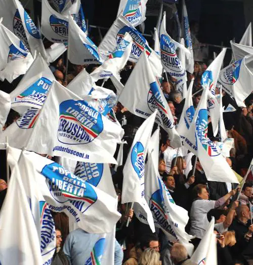 Così la base VUOLE IL PDL