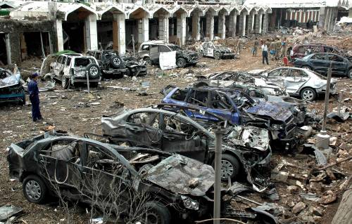 Islamabad, la strage 
di Al Qaida nell'hotel 
53 morti, 266 feriti