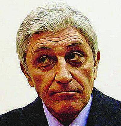 Inchiesta sui rifiuti a Napoli: nuovo avviso per Bassolino