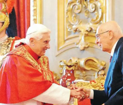 Napolitano: "Superare ogni forma 
di intolleranza"