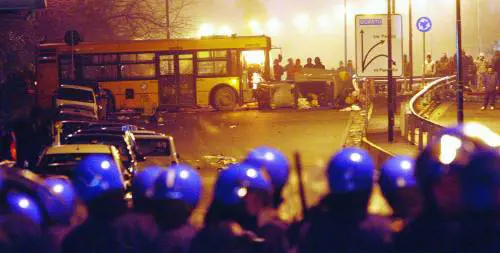 E il boss ordinò agli ultrà: "Benzina sui poliziotti"