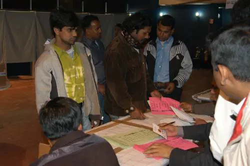 Stranieri: sono 3,5 milioni 
aumento record nel 2007