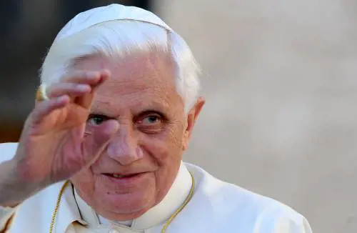 Papa Ratzinger: "Pio XII condannò  
subito la mostruosità del nazismo"