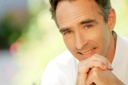 "Io, scienziato e malato, così per due volte
ho sconfitto il cancro"
 