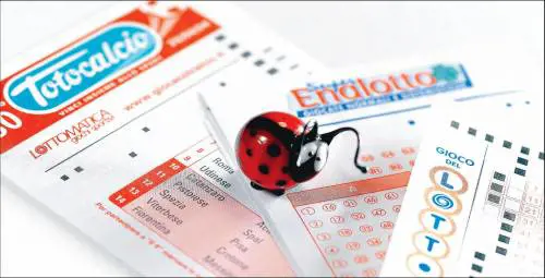 Fare sei al Superenalotto?  
Più facile parlare con Paris Hilton