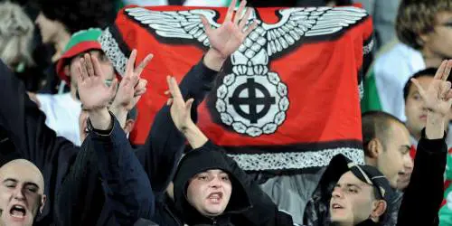 La Russa: "Cori fascisti? 
Roba da vergognarsi"