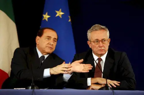 Borse: ieri e oggi bruciati 600 miliardi 
Il premier: imperativi gli aiuti di Stato