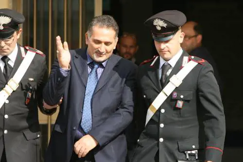 Camorra, blitz a Scampia 
Manette al boss Prestieri