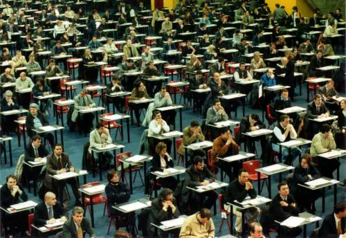 Ai concorsi pubblici la risposta è incorporata