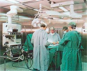 Tredicenne inglese rifiuta cure 
I giudici: ha il diritto di morire