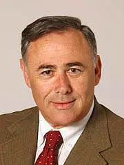 La scheda / Chi è Riccardo Villari?