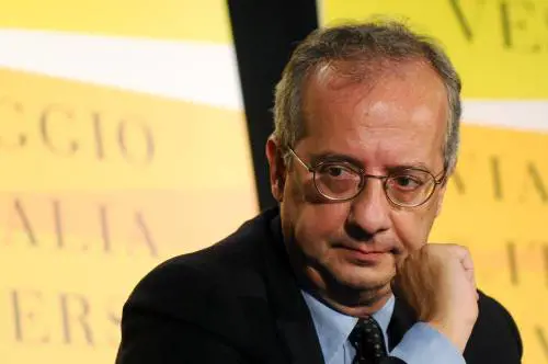 L'addio della Tinagli: "Me ne vado dal Pd, 
Veltroni ha tradito tutte le sue promesse"