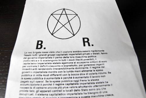 Volantino con minacce delle Br a La Spezia