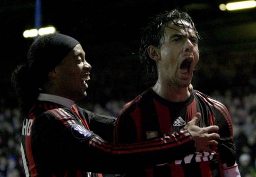 Ronaldinho-Inzaghi 
e 8 minuti da Milan