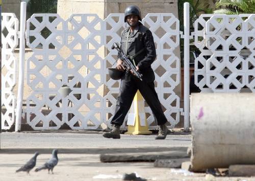 India: strage di ostaggi 
Liberi tutti gli italiani