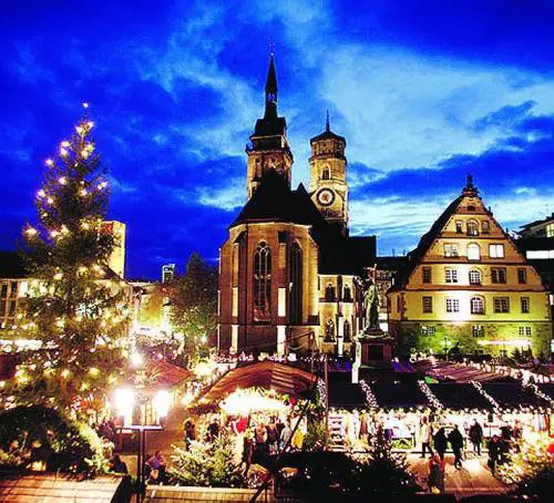 Da Fiumicino a Stoccarda in volo verso i magici mercatini di Santa Klaus